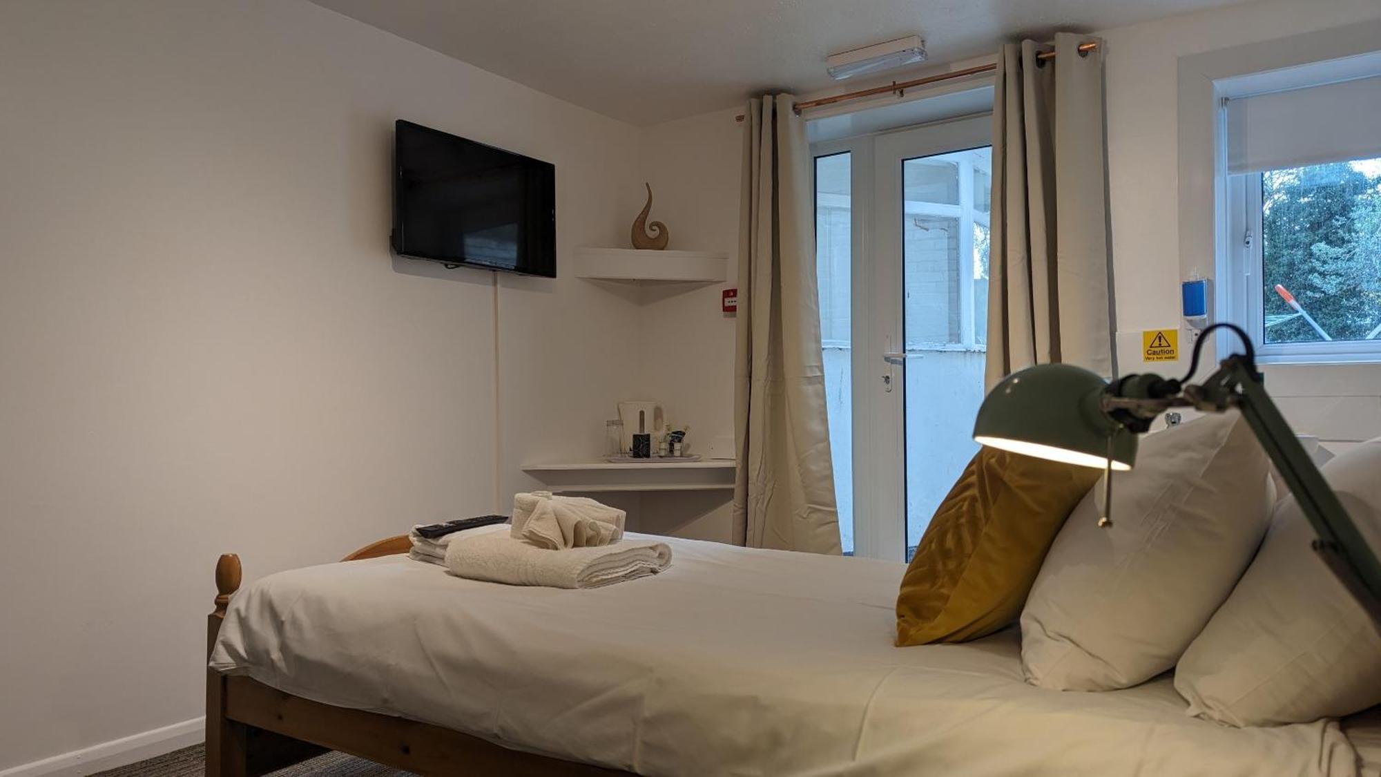 Dover Town Rooms - Short Lets & Serviced Accommodation - Dover Exteriör bild