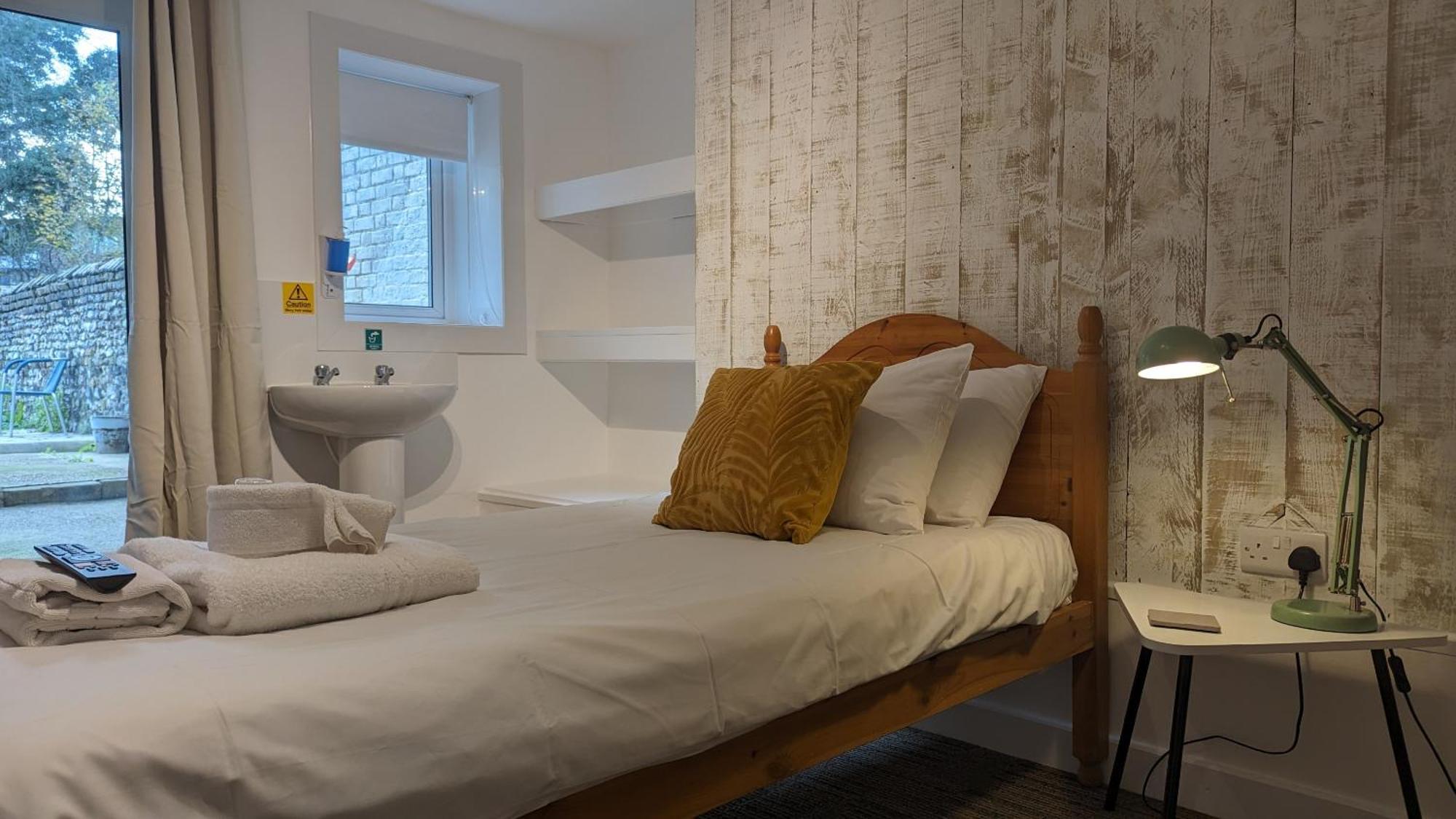 Dover Town Rooms - Short Lets & Serviced Accommodation - Dover Exteriör bild